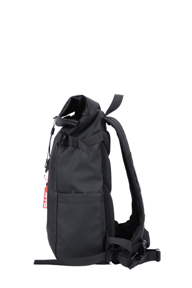 NTO-ROLL-TOP-BACKPACK---LATERAL-copia--1-